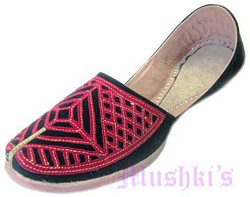 beaded slipper - click here for large view